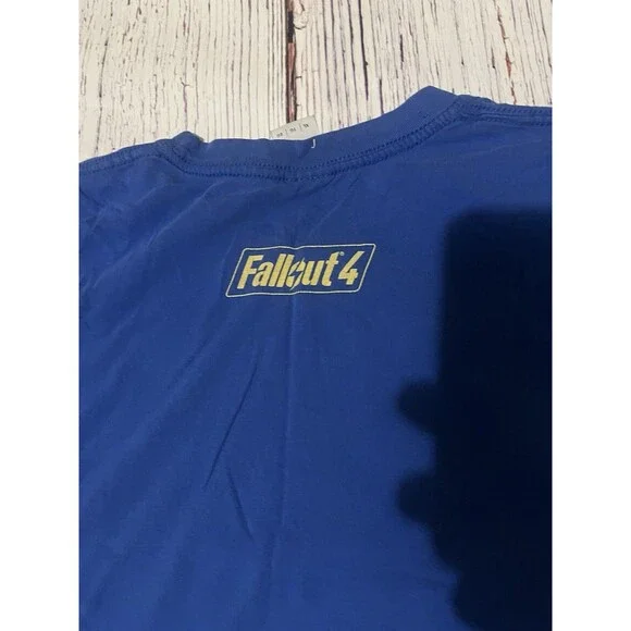 Fallout 4 2015 'Welcome Home' Vault Door T-Shirt Size XL Zenimax/Bethesda - Picture 6 of 10